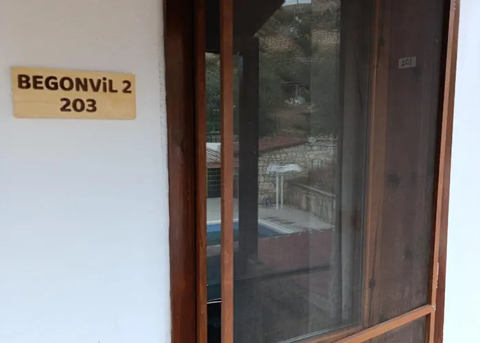 Tas Evler Butik Gazde/Camere de închiriat *