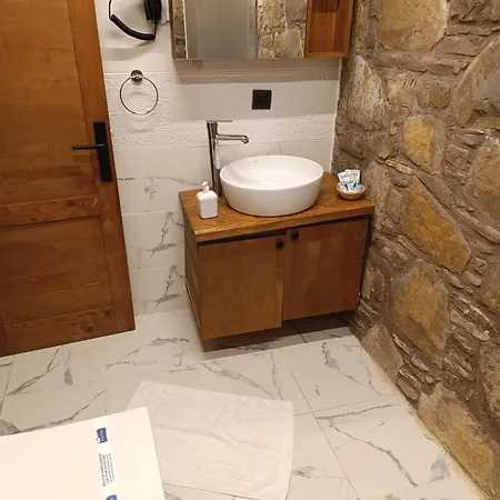 Tas Evler Butik * Sirince