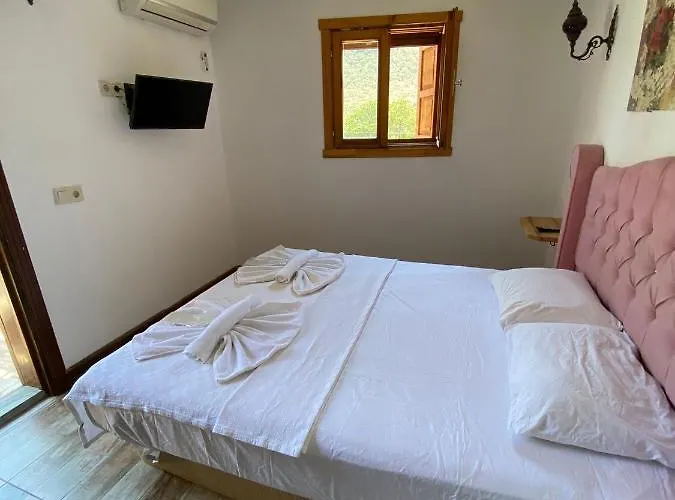 Tas Evler Butik * Sirince