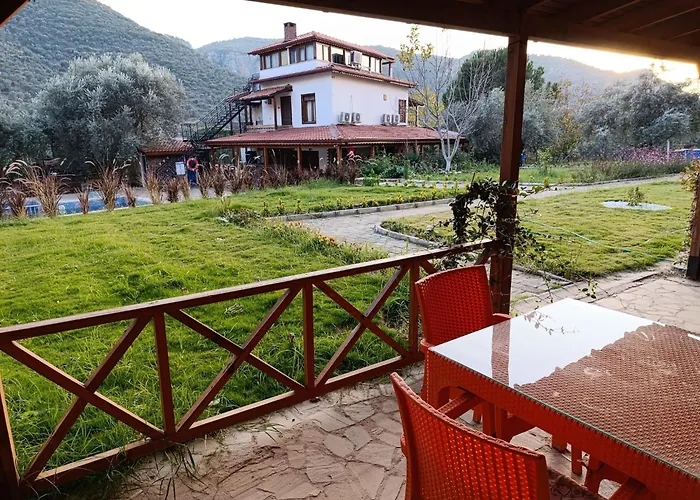 Tas Evler Butik * Sirince